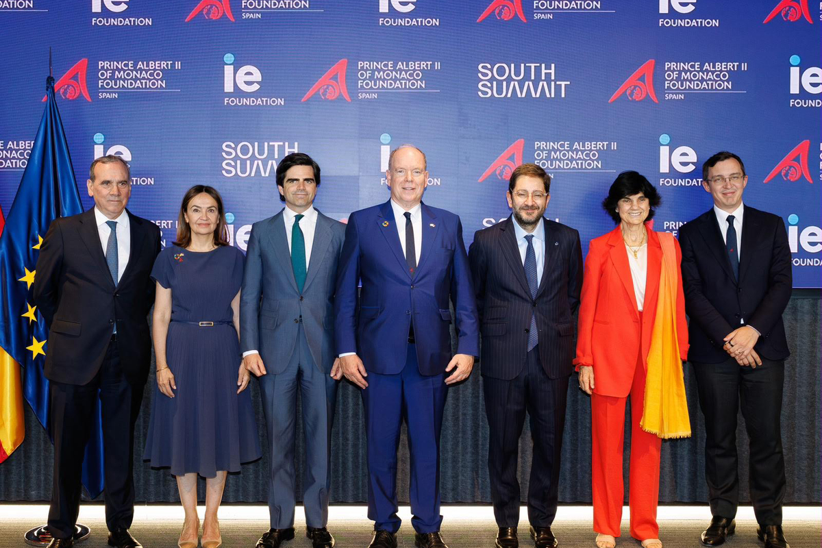 La branche espagnole de la Fondation Prince Albert II de Monaco célèbre ses dix ans à Madrid à l’occasion de la visite de  LL.AA.SS. la Princesse Charlène et le Prince Albert II de Monaco
