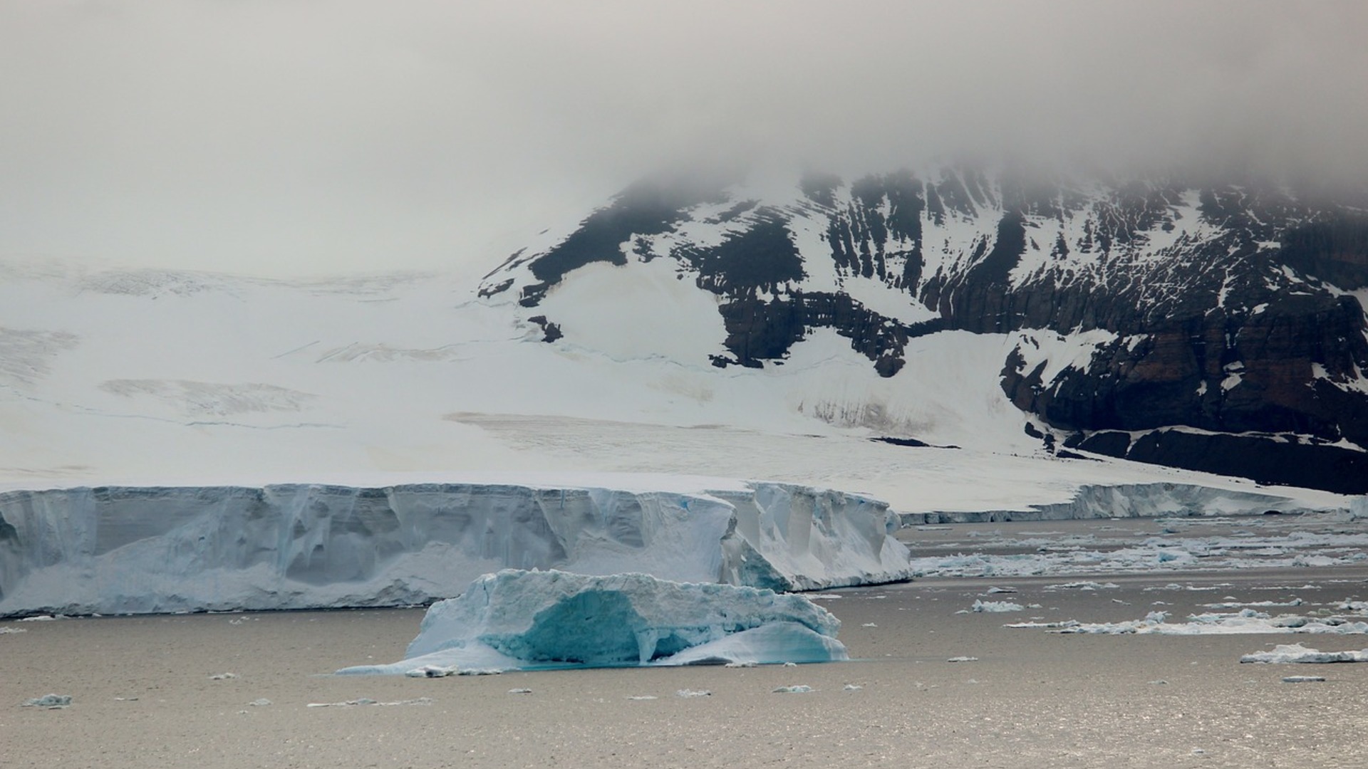 Relevé de la ligne d’échouage de la calotte glaciaire Antarctique 