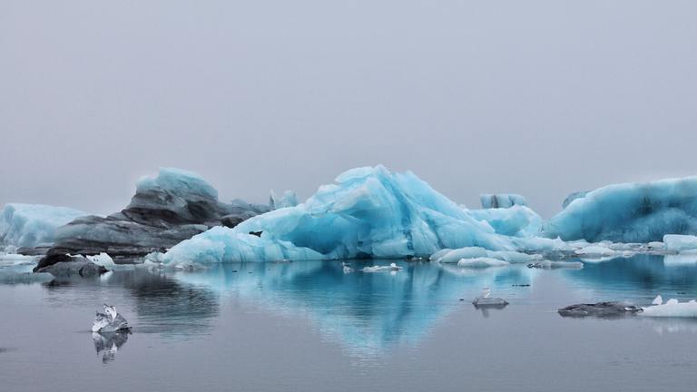 Solar Arctic Passage