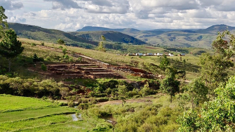 Reforestation dans et autour du village d’Antolojanahary du Père Pedro